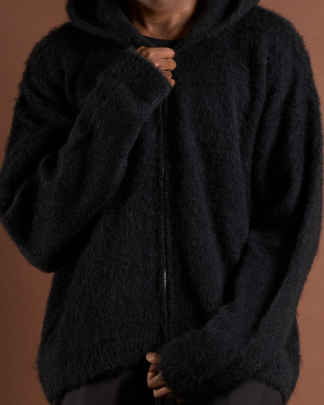 Cardigan in maglia con zip e cappuccio in lana mohair