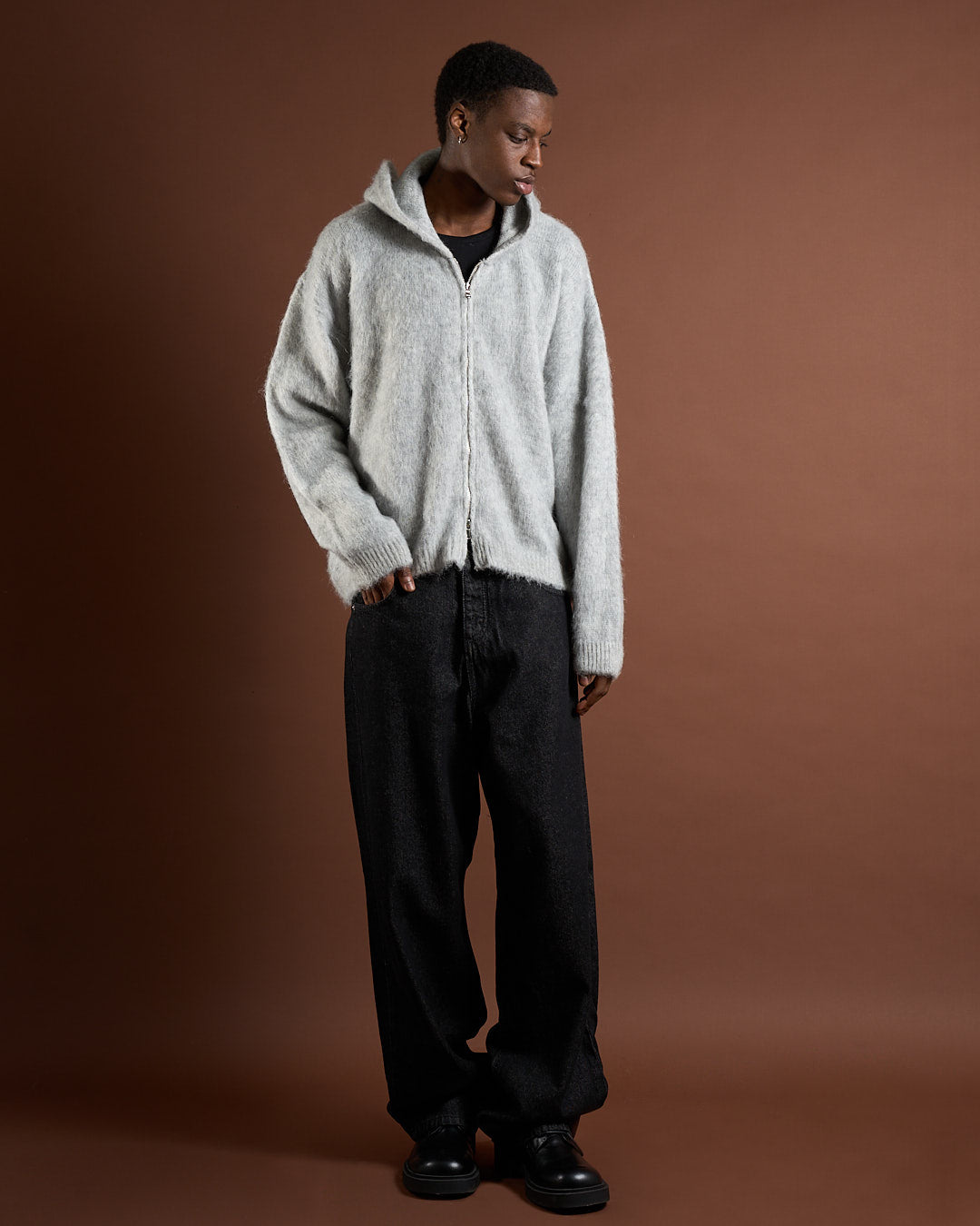 Cardigan in maglia con zip e cappuccio in lana mohair