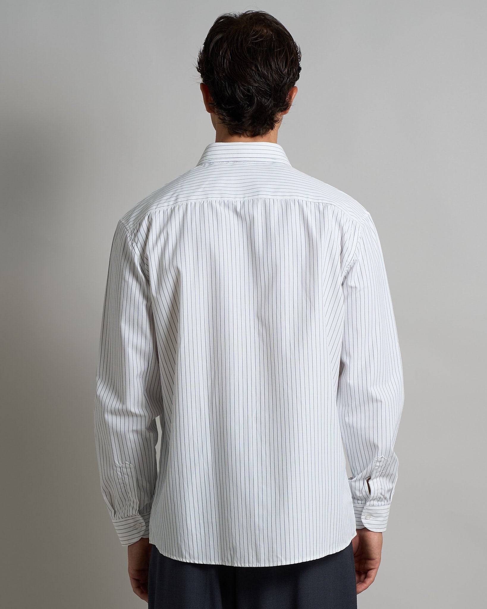 Camicia rigata con fiocco