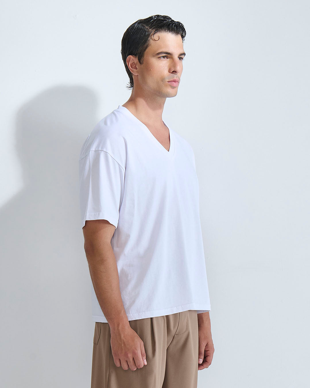 T-shirt cropped scollo a v