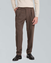 Pantalone sartoriale con pinces