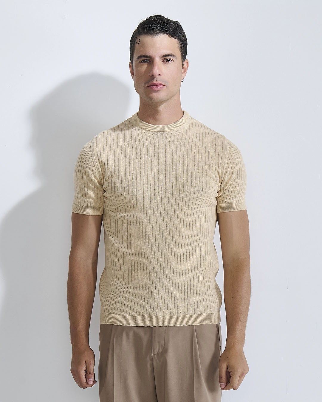 T-shirt a coste in filo