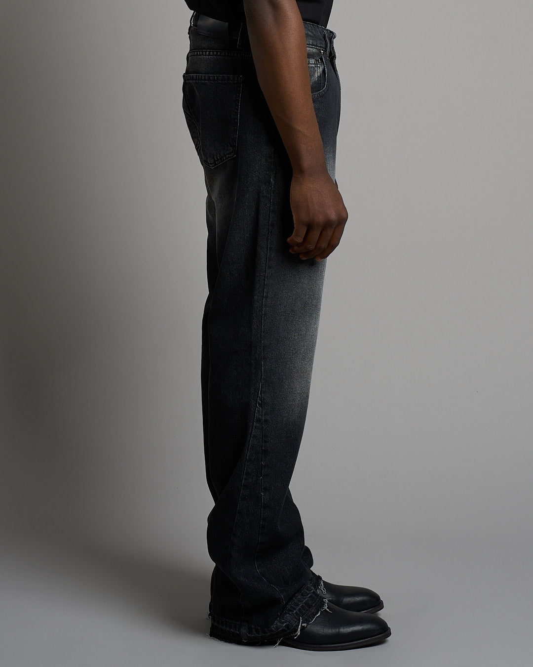 Jeans flare fit sabbiato nero
