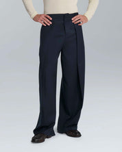 Pantalone wide fit con pieghe