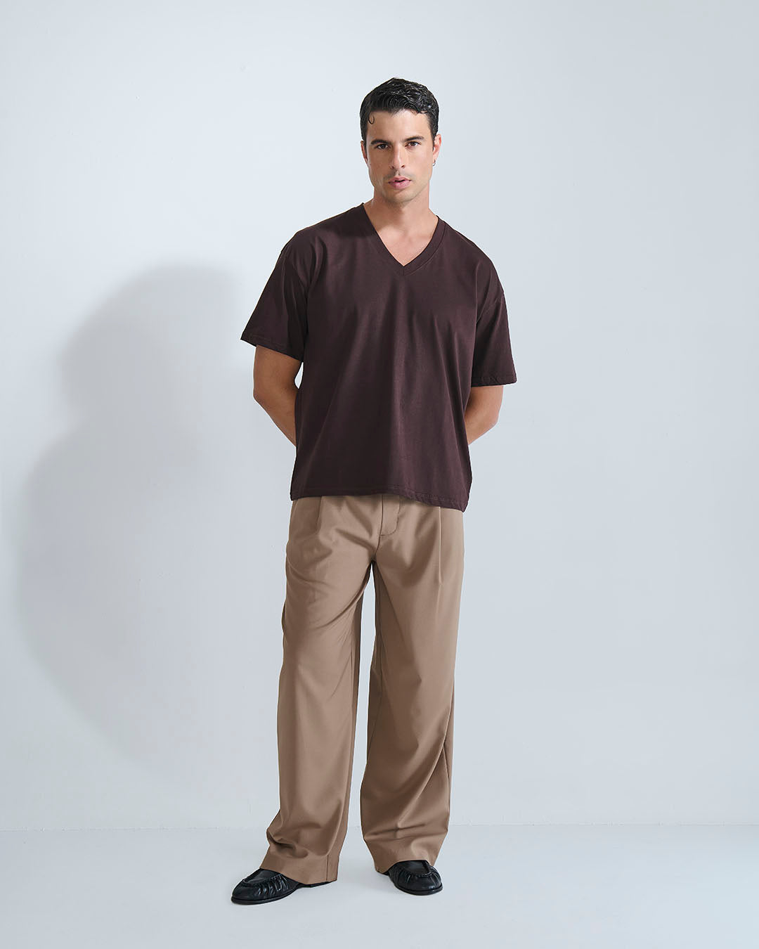T-shirt cropped scollo a v