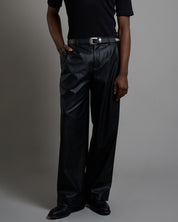 Pantalone Relax Fit effetto pelle