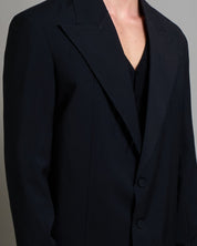 Giacca cropped con finiture sfilacciate