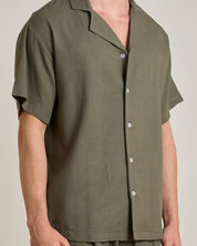 Camicia relax fit collo a bowling