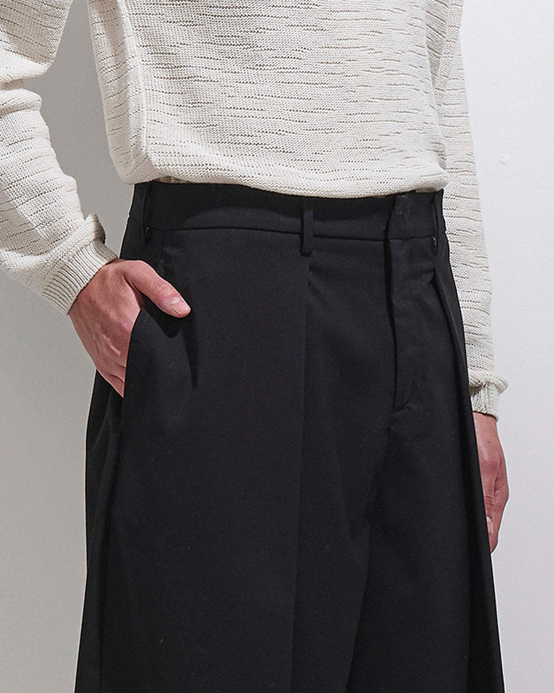 Bermuda con pieghe wide fit