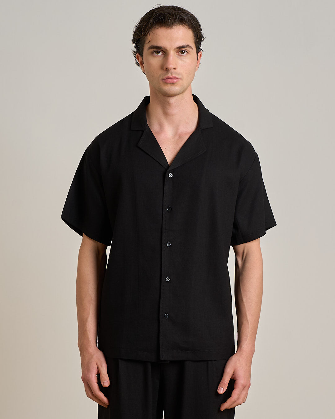 Camicia relax fit collo a bowling