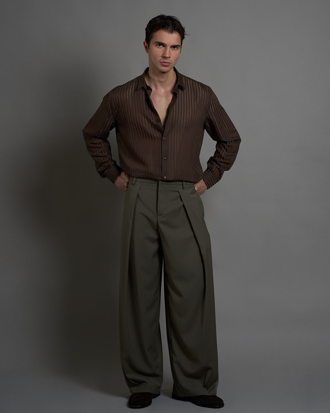 Camicia a righe con struttura sheer