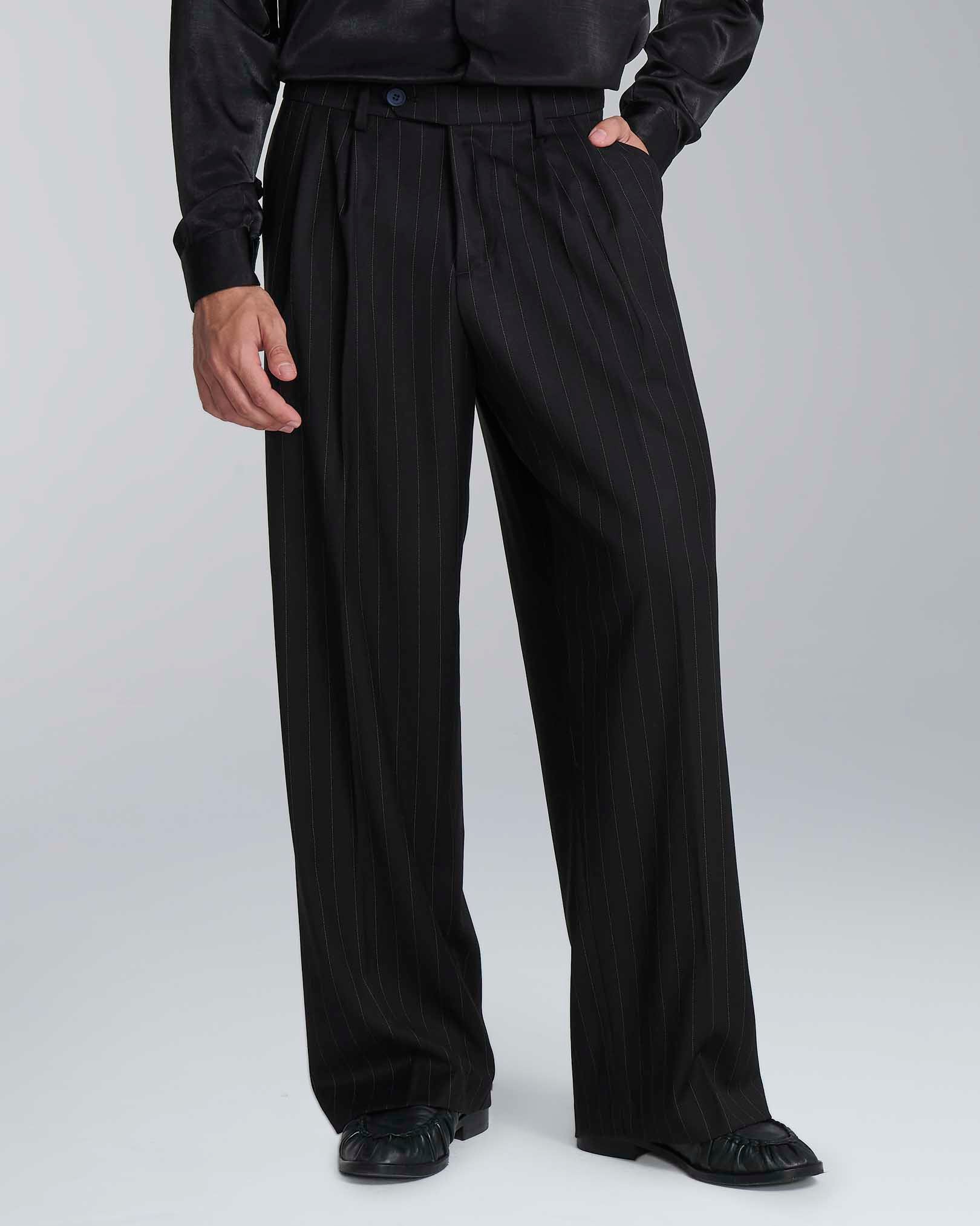 Pantalone wide leg strutturato gessato nero