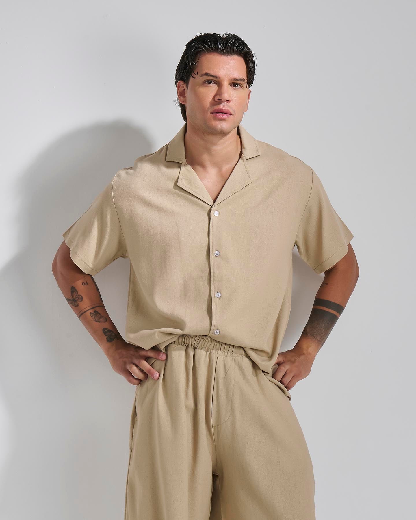 Camicia relax fit collo a bowling