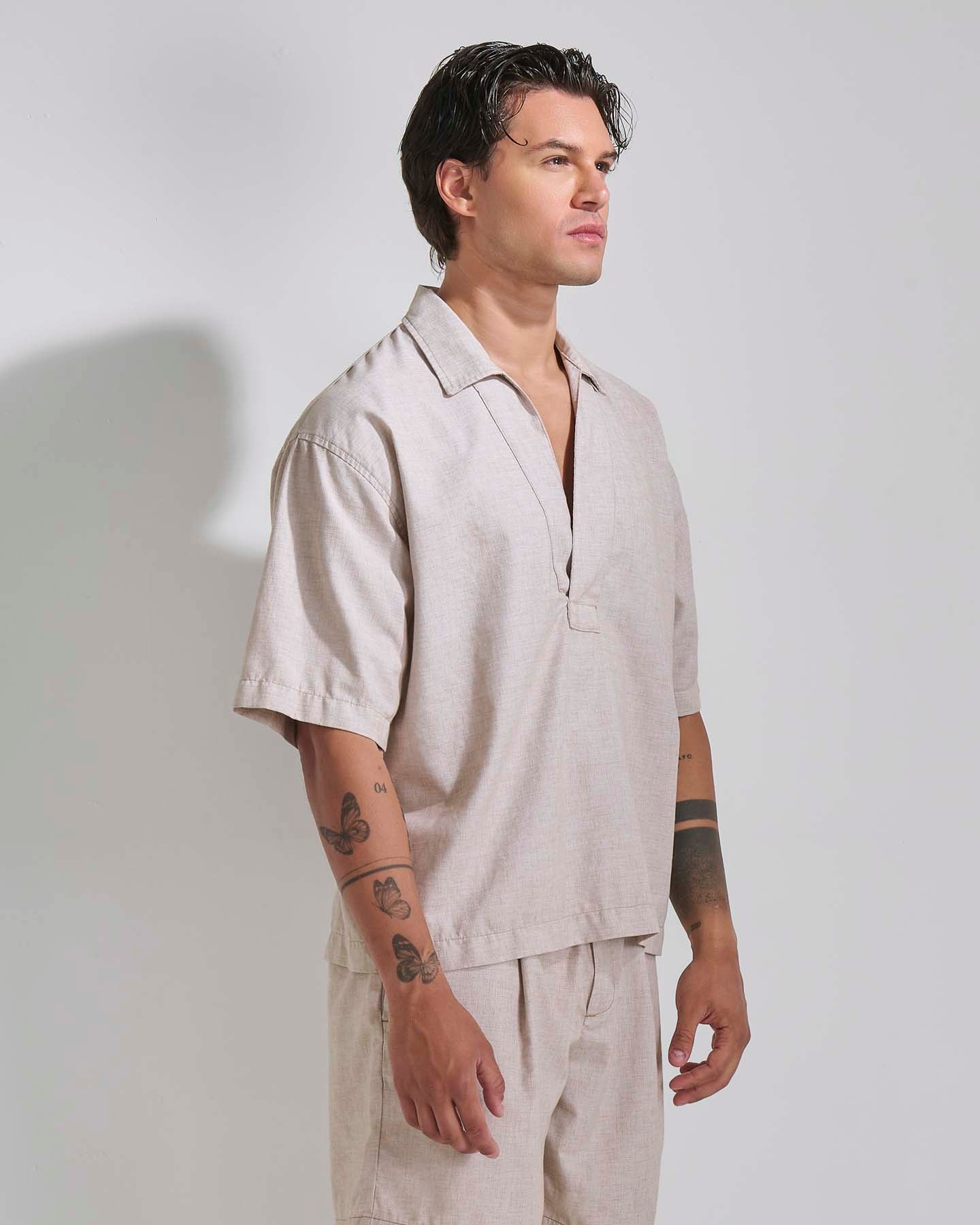 Camicia con colletto a rever