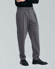 Pantalone sartoriale con pinces