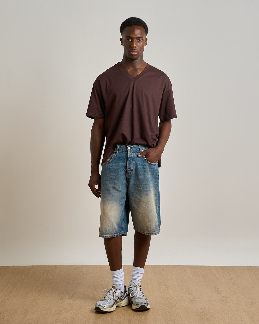 Bermuda Jeans Baggy Sabbiato in doppio stone con pietra