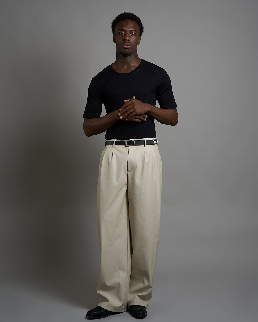 Pantalone Relax Fit effetto pelle