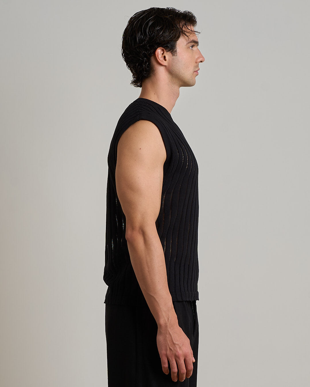 Gilet in filo fluttuante