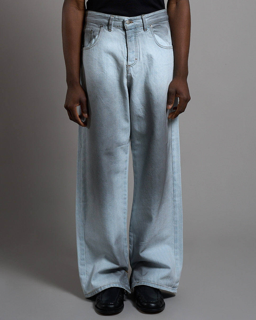 Jeans Baggy Fit clear con pigmento