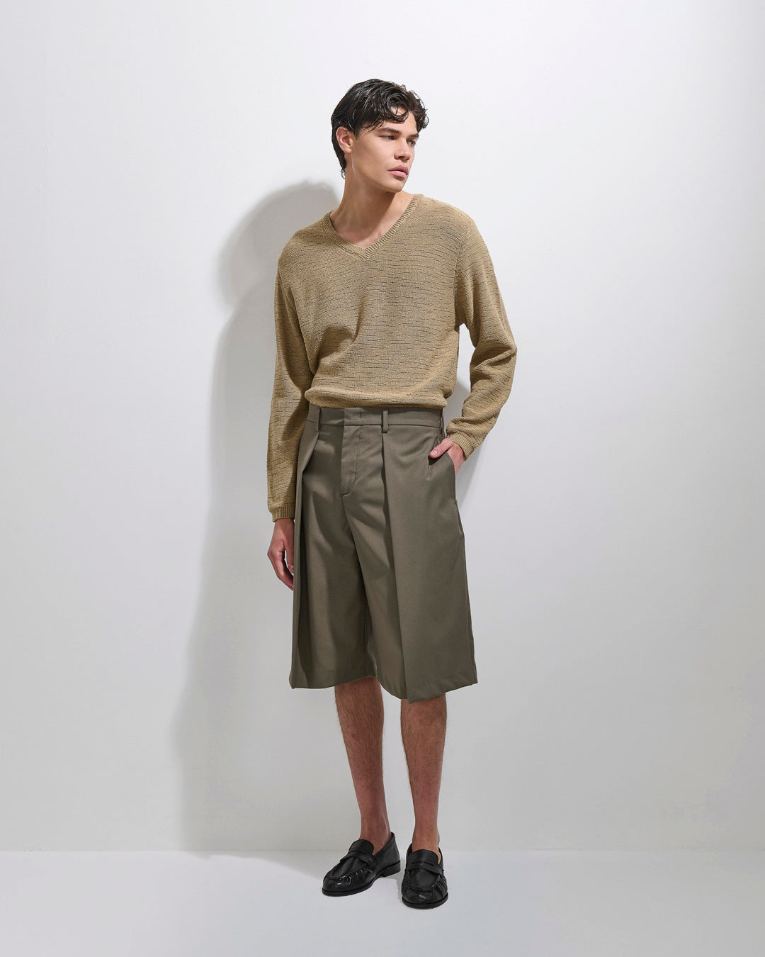 Bermuda con pieghe wide fit