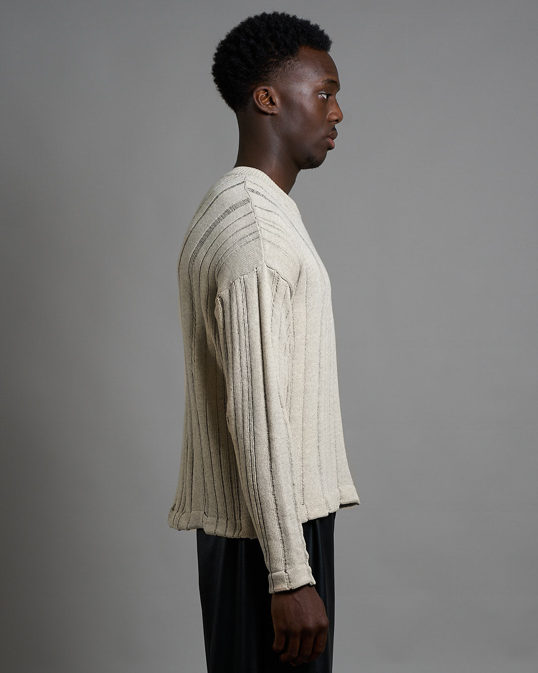 Maglia cropped in filo fluttuante