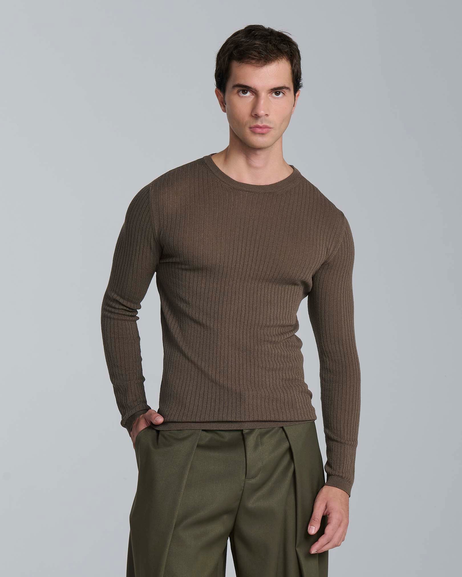 Maglia girocollo a coste