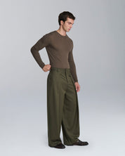 Pantalone wide fit con pieghe