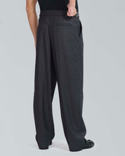 Pantalone wide fit con fibbiette
