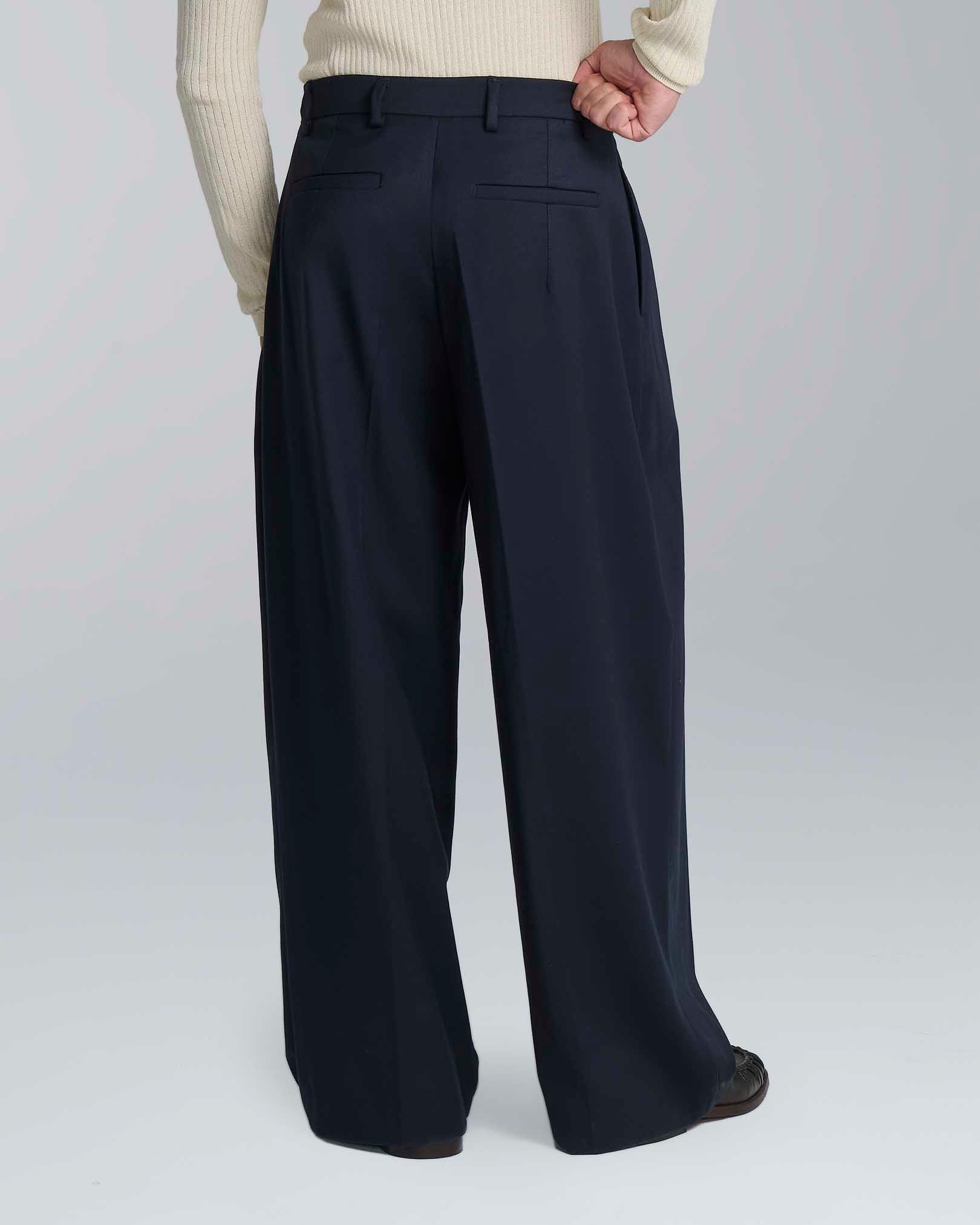 Pantalone wide fit con pieghe