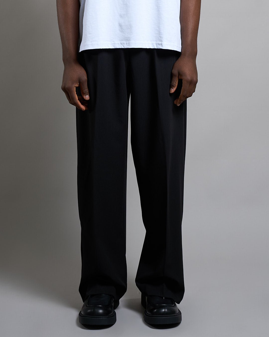 Pantalone Wide Leg con zip e bottone al fondo