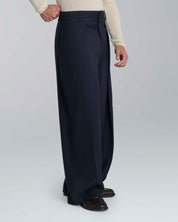 Pantalone wide fit con pieghe