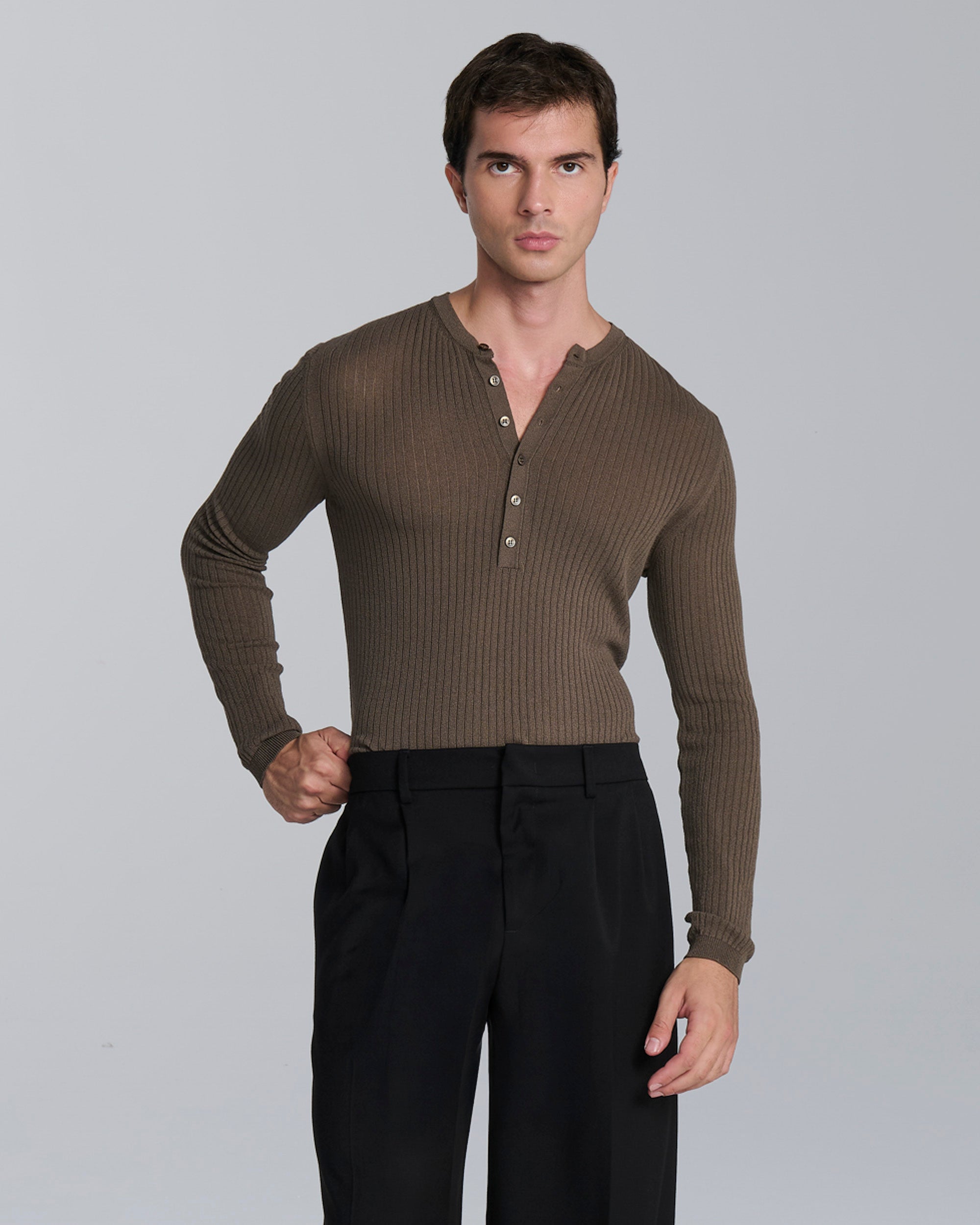 Maglia serafino a coste