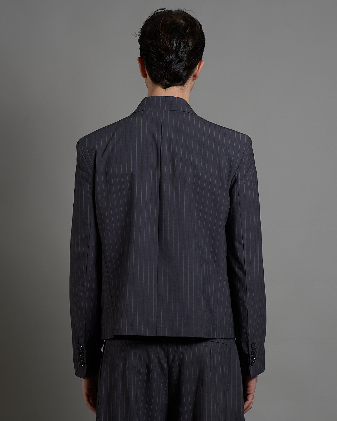 Giacca cropped doppiopetto gessata