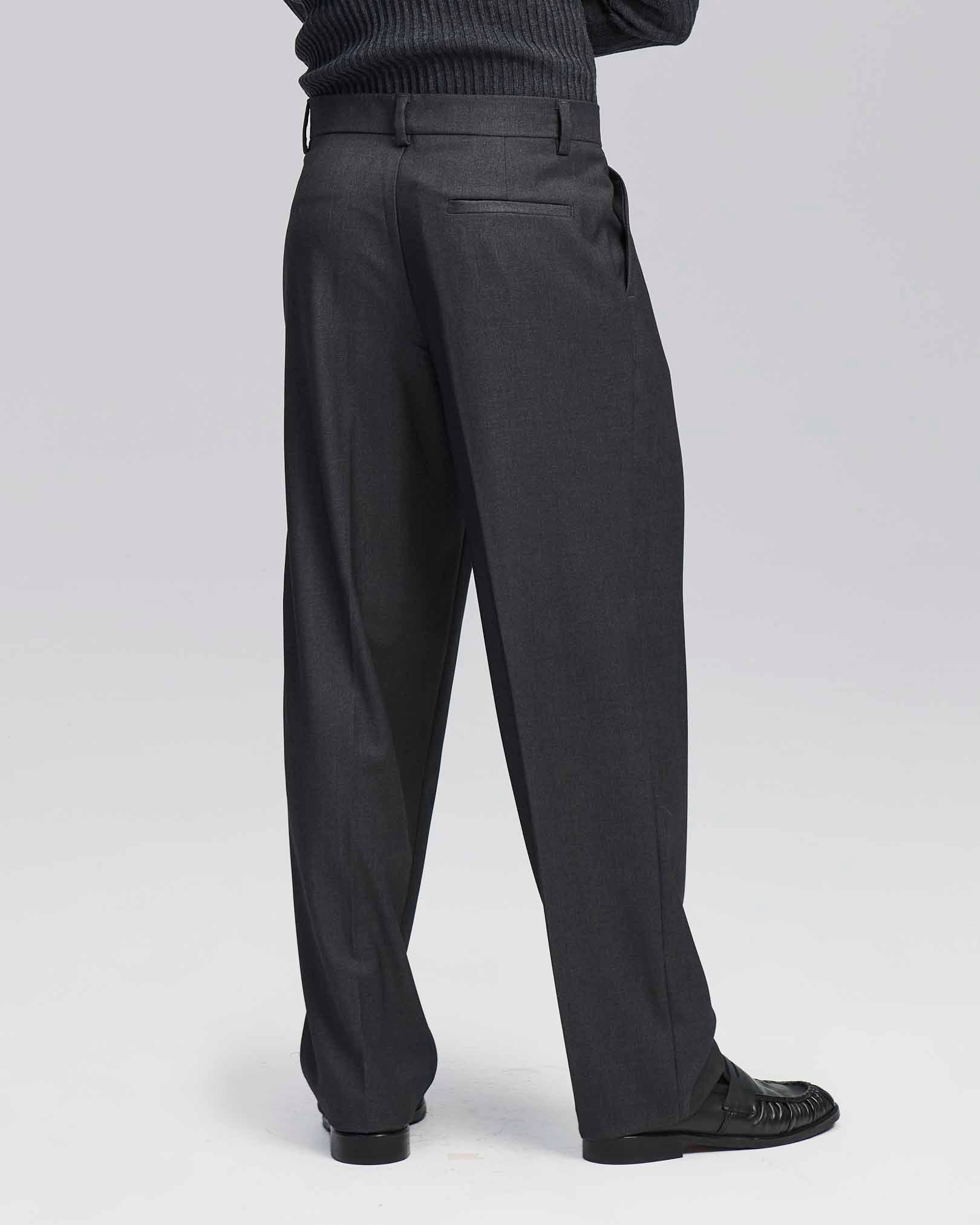 Pantalone wide fit
