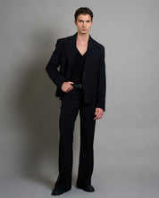 Giacca cropped con finiture sfilacciate