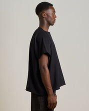 T-Shirt scollo a barca taglio vivo in cotone premium 270gr.