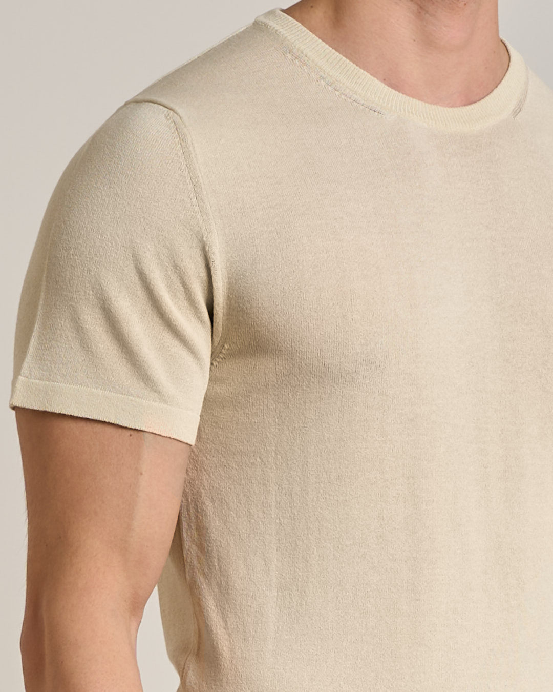 T-shirt girocollo in filo